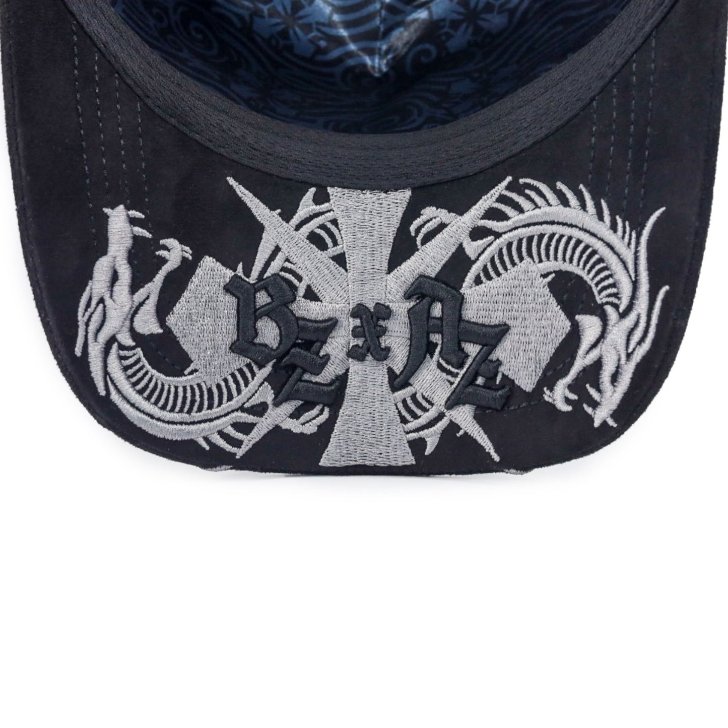 Gorra Baez x Shifu MOM