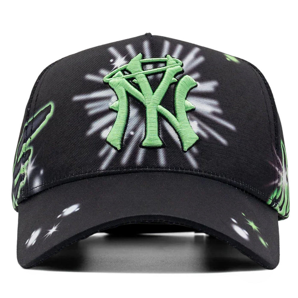 31 hats graffiti