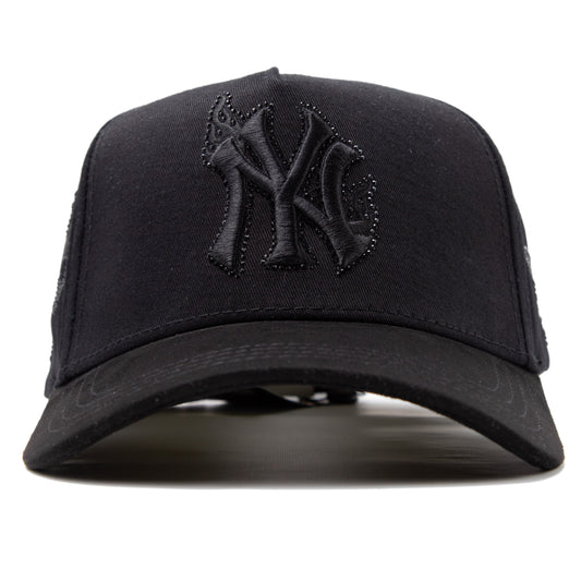 Dreamer Hats N.Y. Flames No Soul — Estilo urbano con actitud y fuego