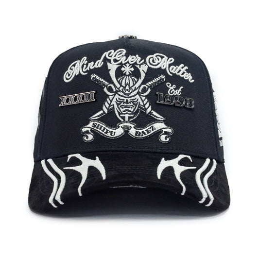 Gorra Baez x Shifu MOM