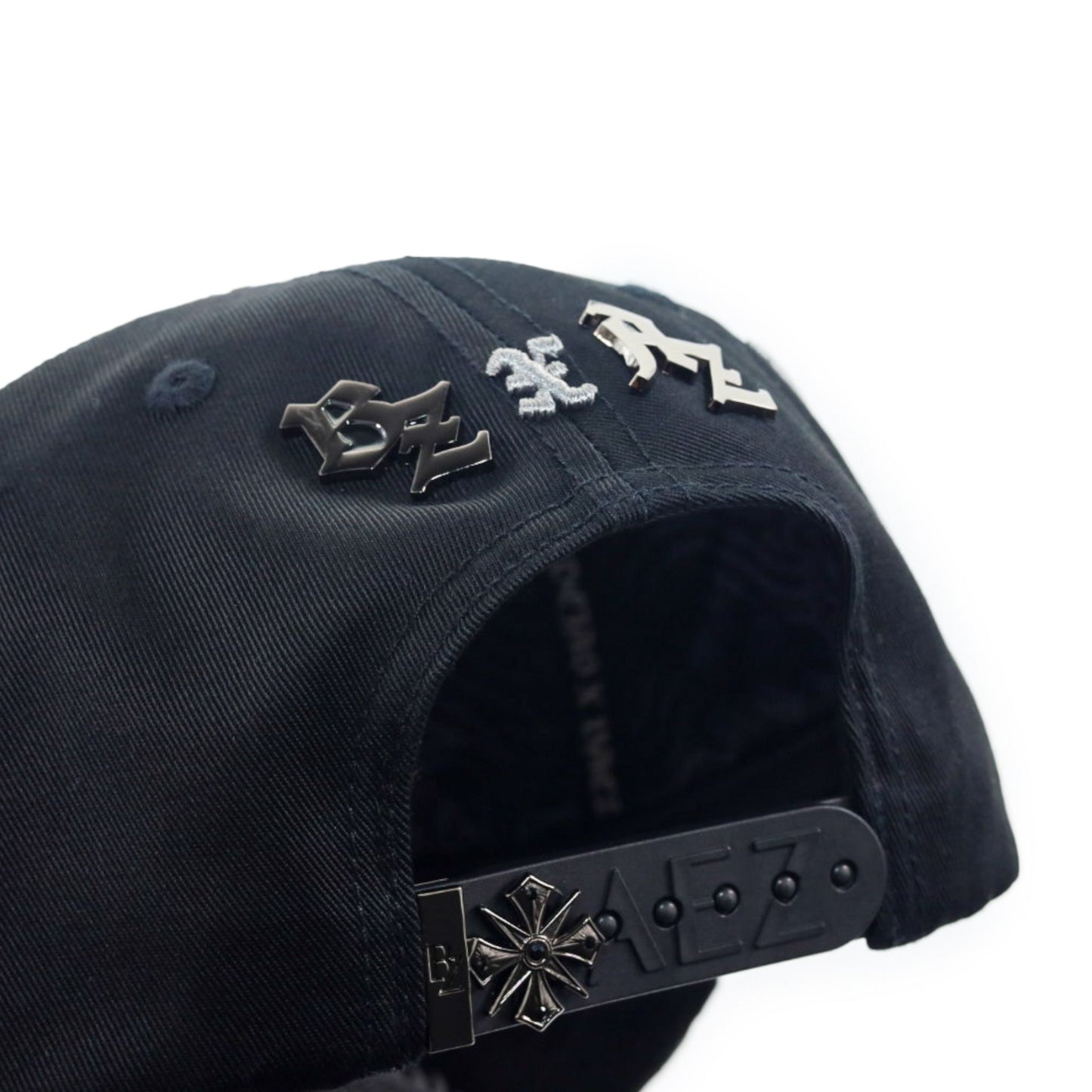 Gorra Baez x Shifu MOM
